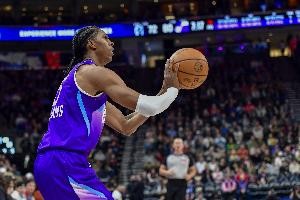 leyu-爵士官方：科迪-威廉姆斯感染单核细胞增多症 本赛季报销