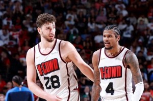 leyu-两胜联盟第一+14胜2负！火箭季末狂奔变冲冠黑马？