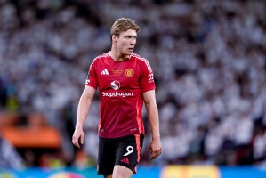 leyu-罗体：霍伊伦想永久转会&amp;年薪要650万欧，那不勒斯备选是多夫比克