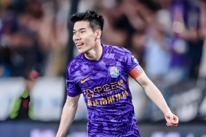 乐鱼体育-武汉三镇后防已迎来多条新大鱼助阵，本赛季携手挑大梁，值得期待