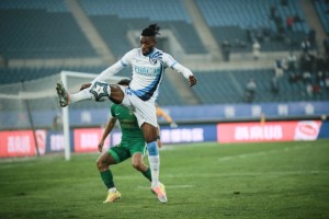 乐鱼体育官网-前大连人外援曼佐基转战港超东区，曾代表球队出战38场